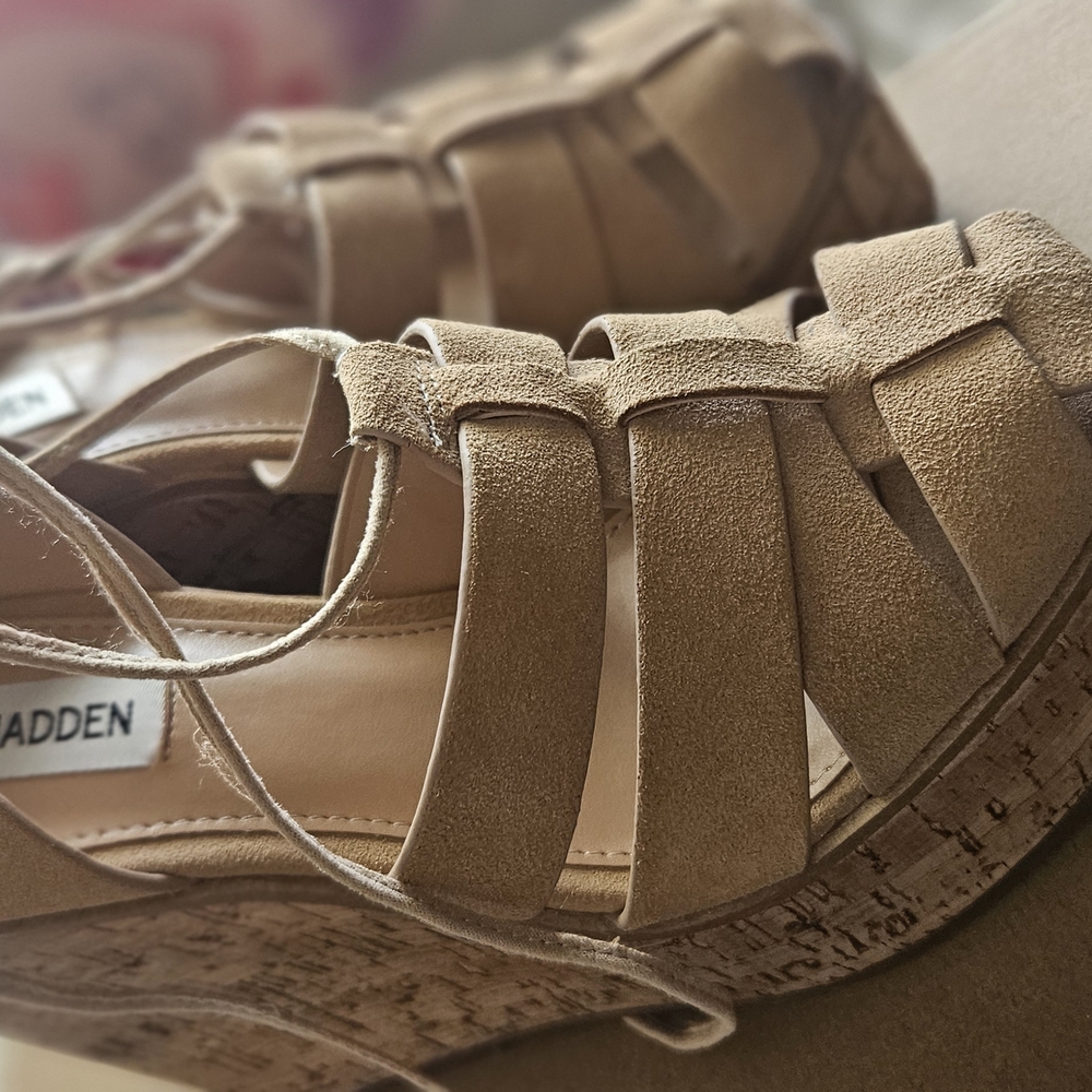 Steve Madden Tan Wedge Sandals "Arbor" 6.5